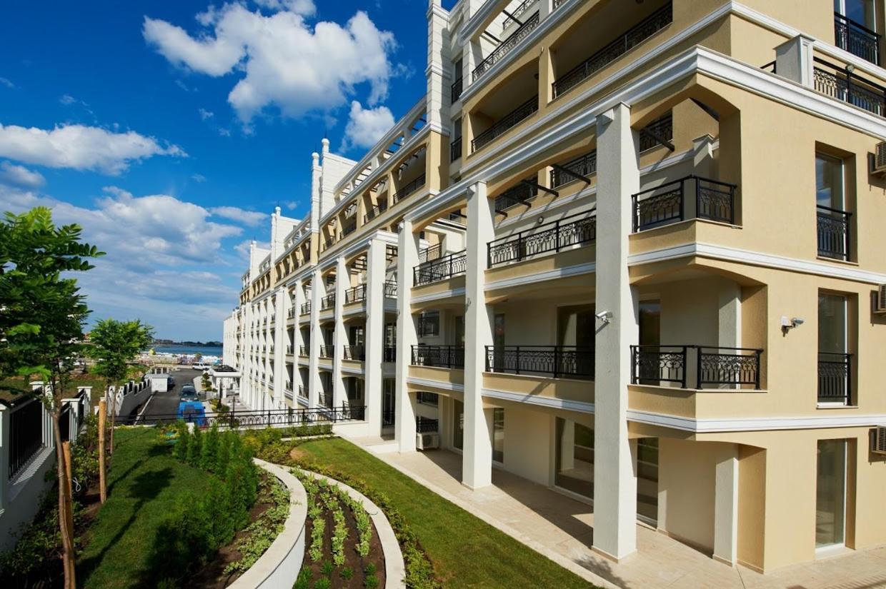 Penelopa Palace Apart Hotel & Spa Πομόριε Εξωτερικό φωτογραφία